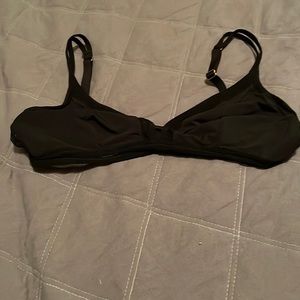 Lively size medium bra no padding in black